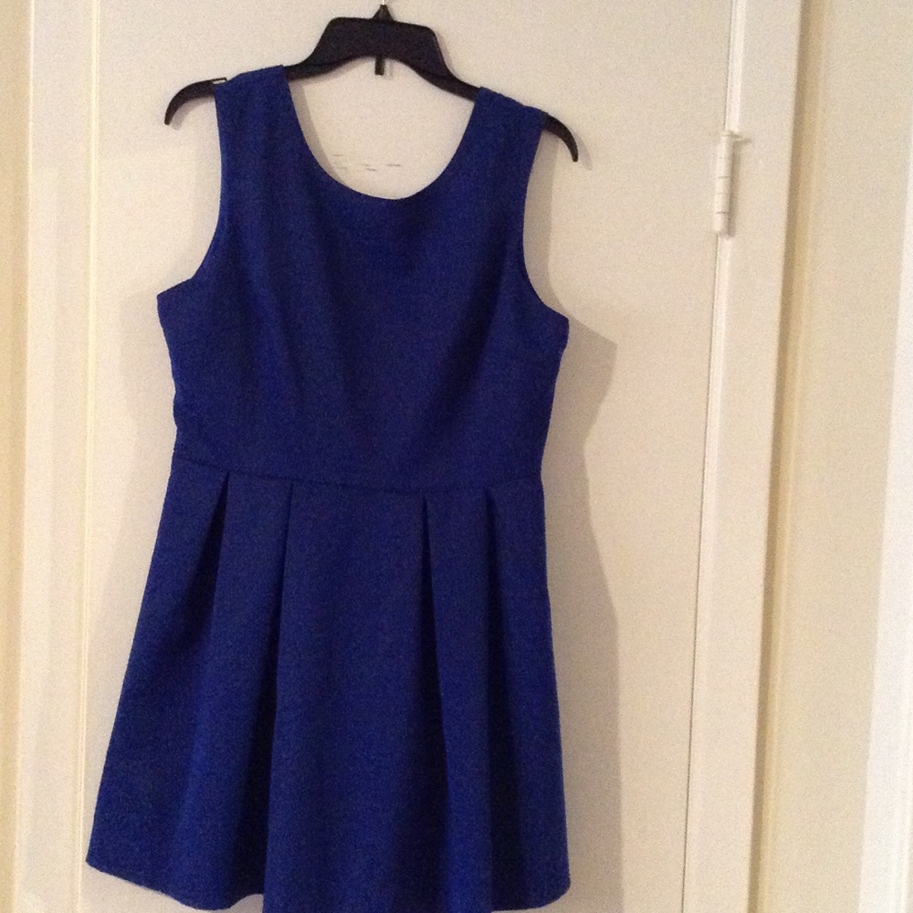 Brand new evening dress from Lucy Paris